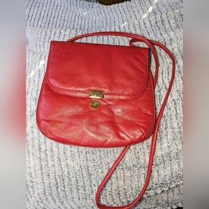 Vintage Red Bag with Gold Hardware | Classic & Timeless